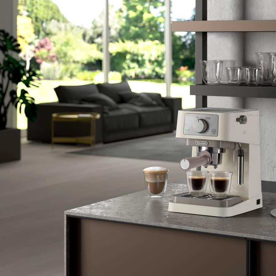 Delonghi EC260.CR Stilosa Traditional Barista Pump Manual Espresso Coffee Machine Cream